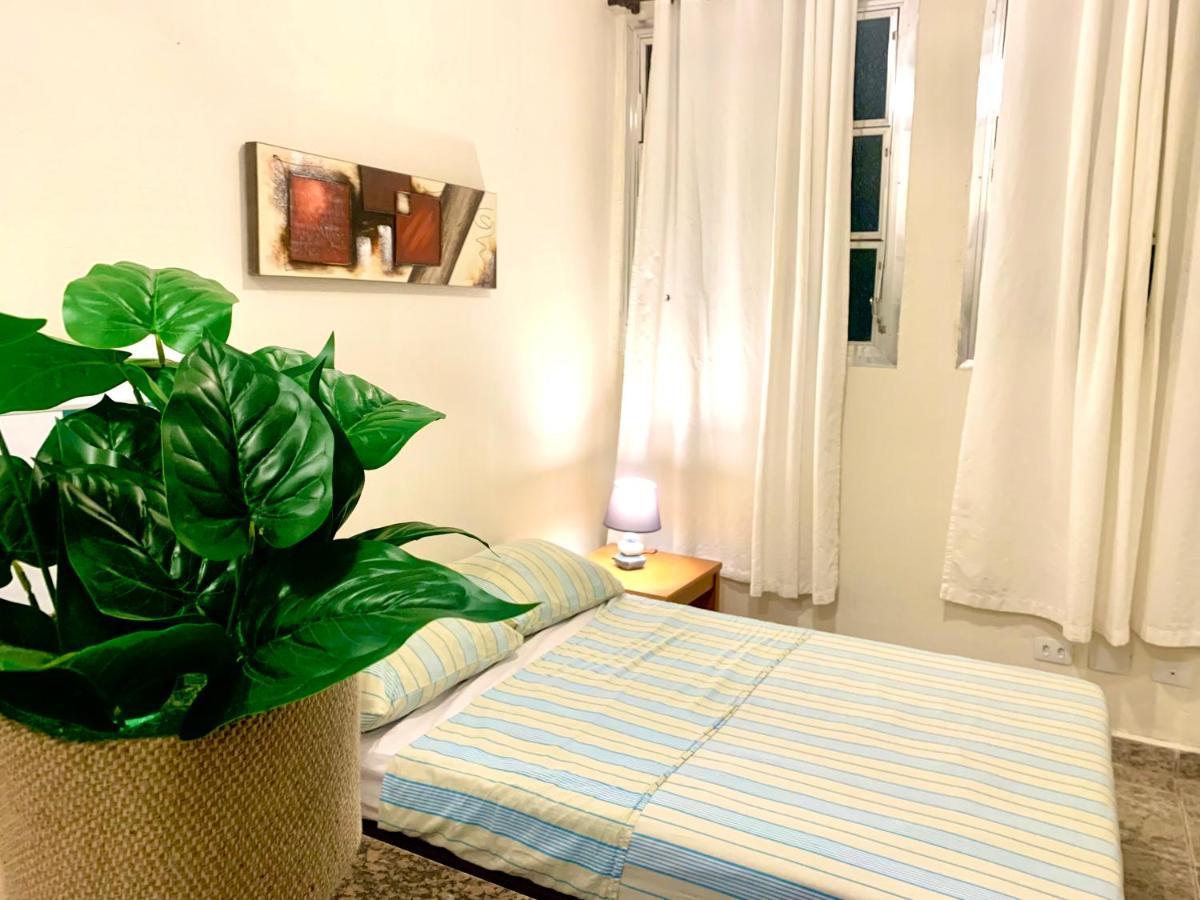 300 Pitangueiras - Com Estacionamento Incluido Apartment